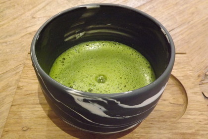 うす茶（抹茶、ホット）